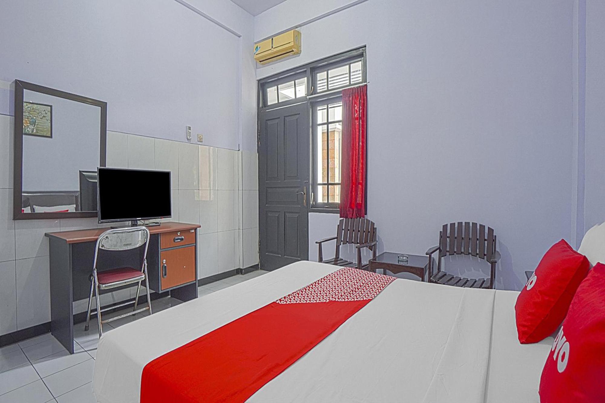 Oyo Life 90589 Palem Garden Hotel Tulungagung Exterior photo