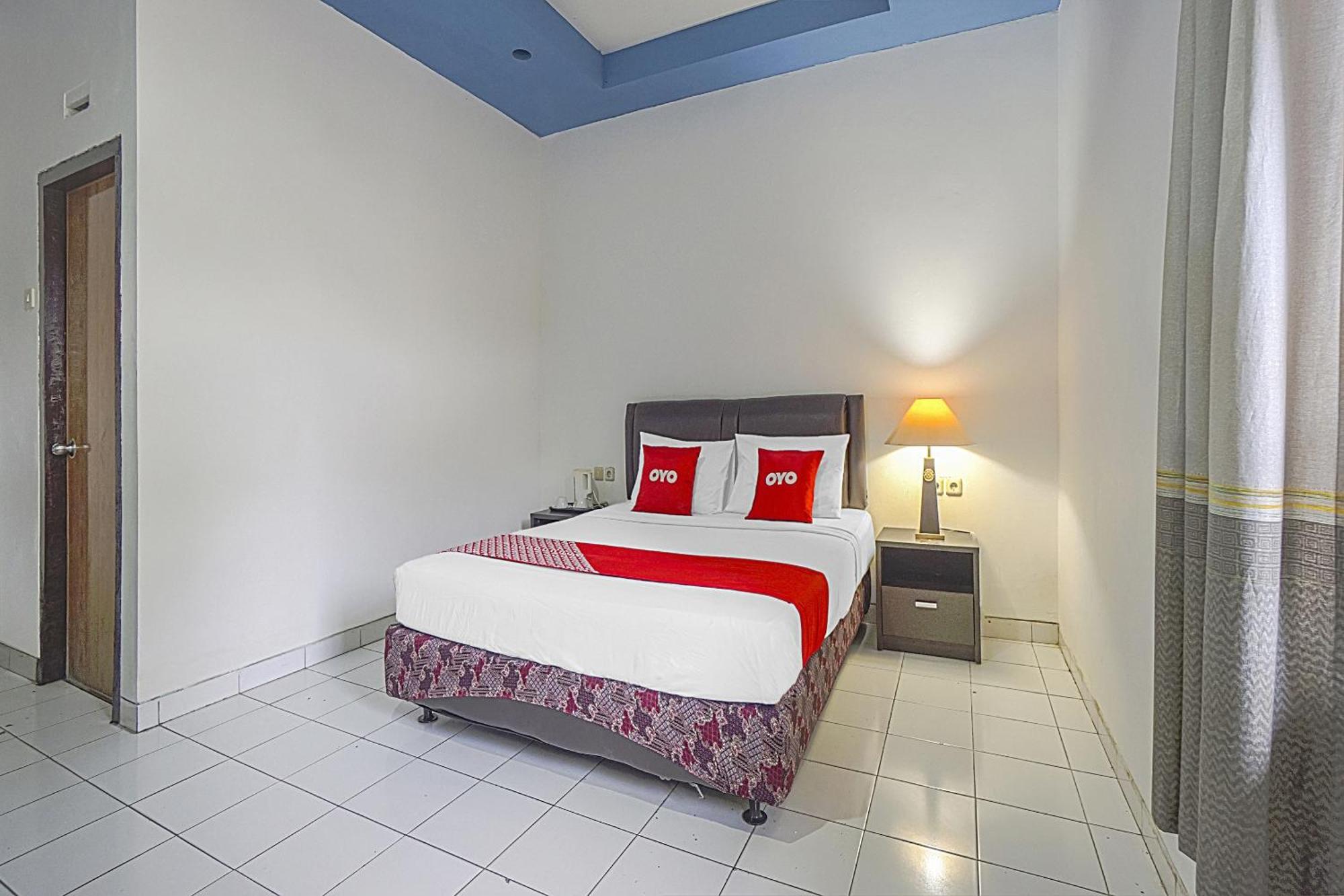 Oyo Life 90589 Palem Garden Hotel Tulungagung Exterior photo
