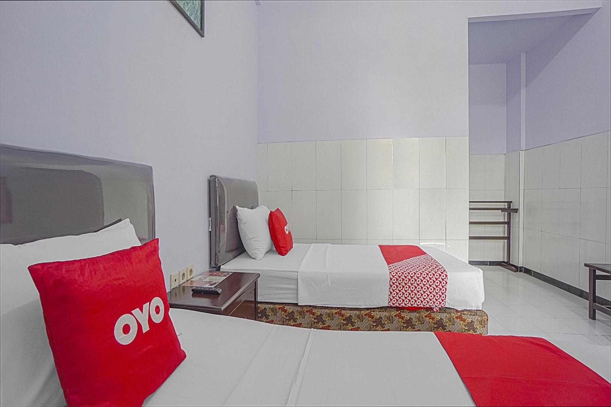 Oyo Life 90589 Palem Garden Hotel Tulungagung Exterior photo