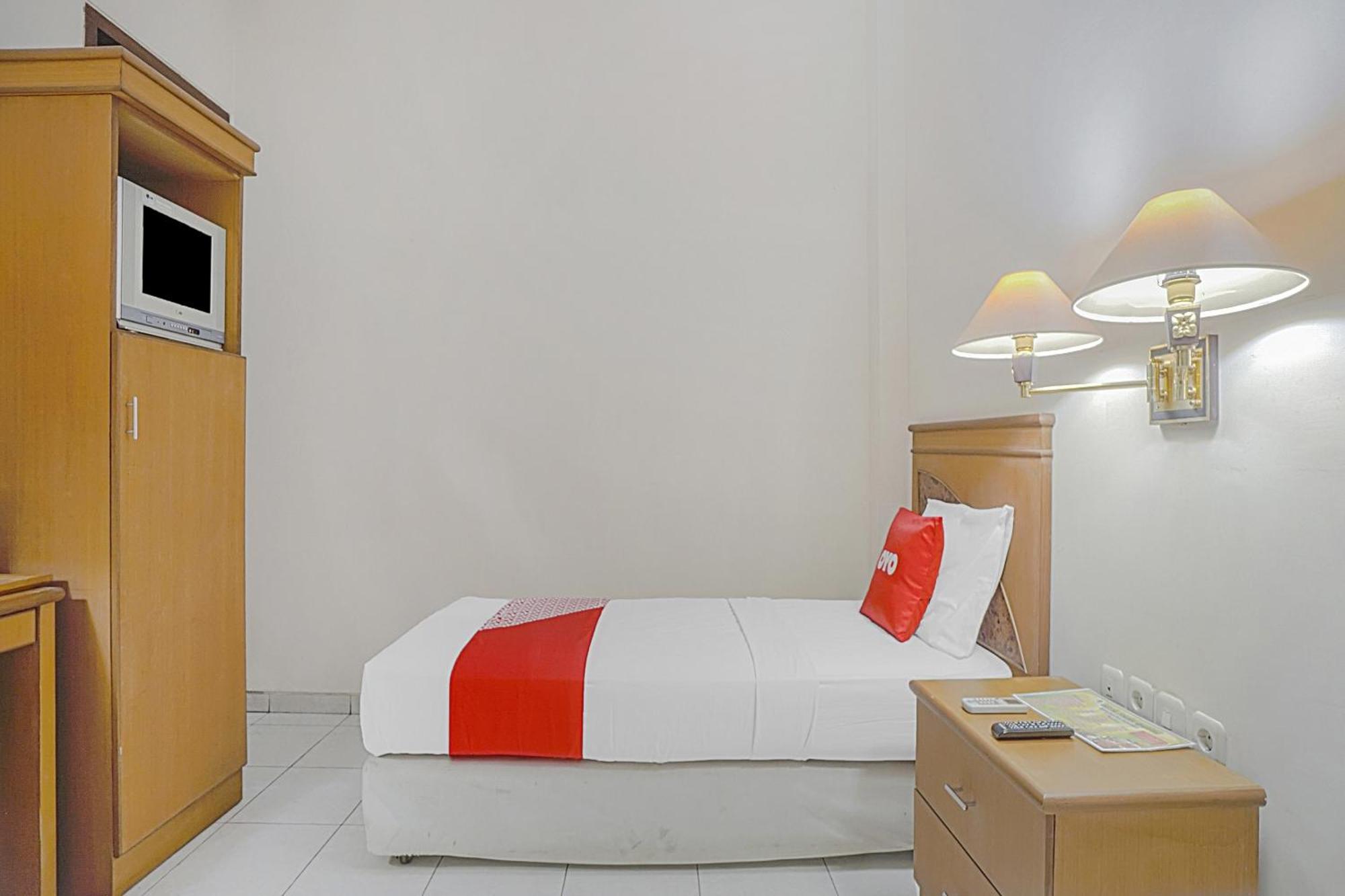 Oyo Life 90589 Palem Garden Hotel Tulungagung Exterior photo