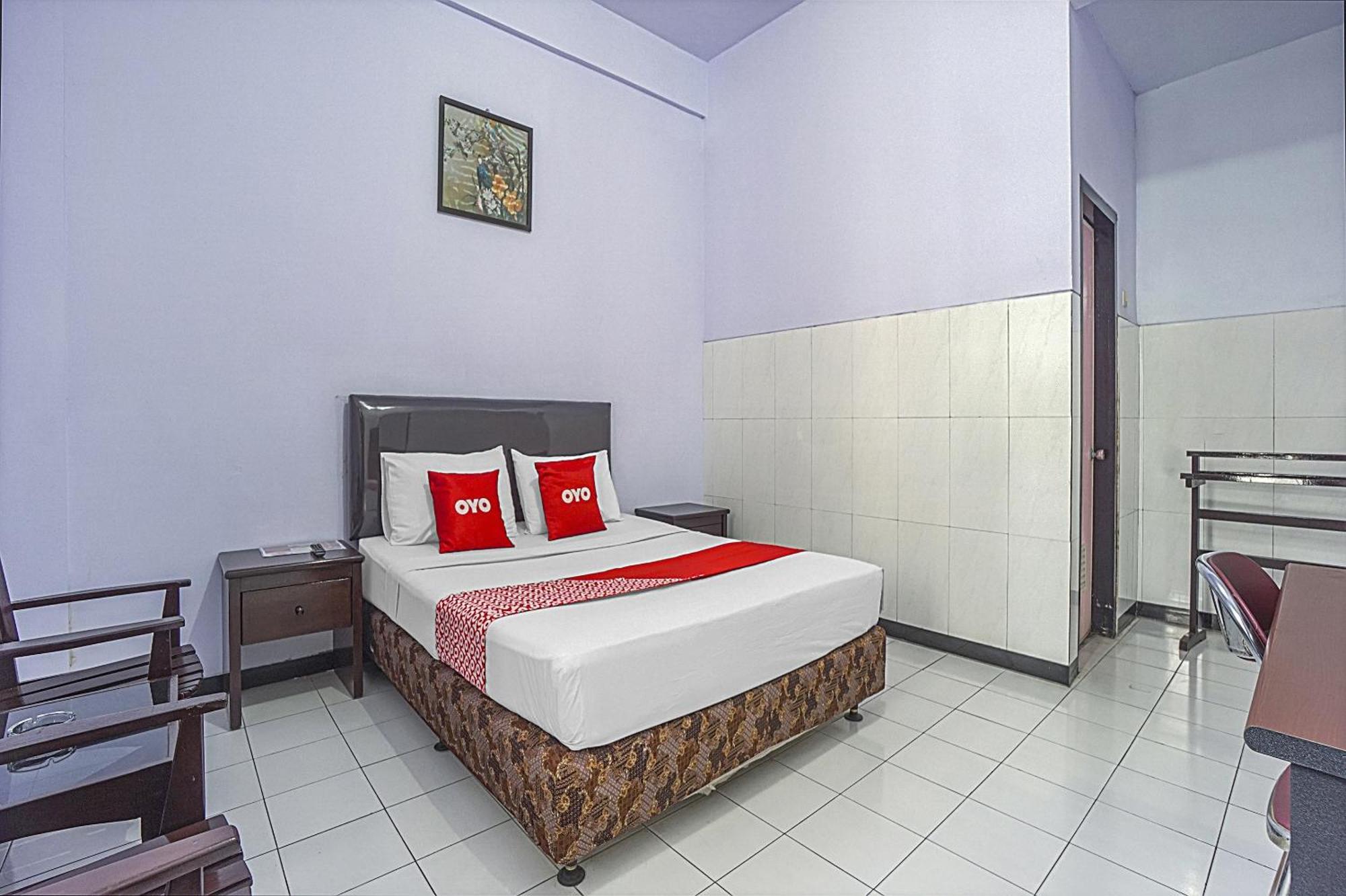 Oyo Life 90589 Palem Garden Hotel Tulungagung Exterior photo